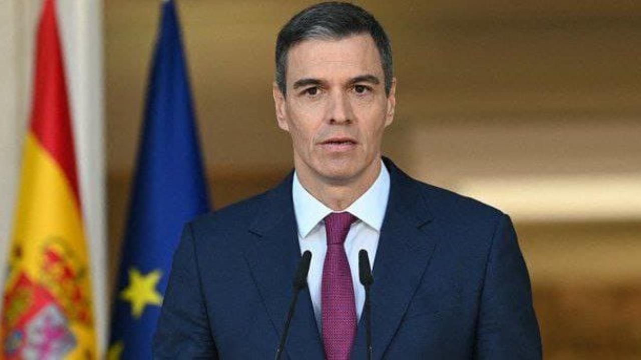 “Yalnız Kalan, Savunulamazı Savunandır”