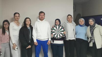 Yurtta Öğrenciler Dart İle Yarıştı