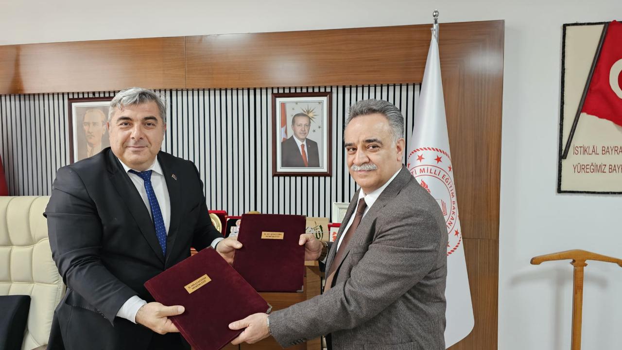 Afyon’da 17 İlçeyi Kapsayan Diş Sağlığı Eğitimi Protokolü İmzalandı