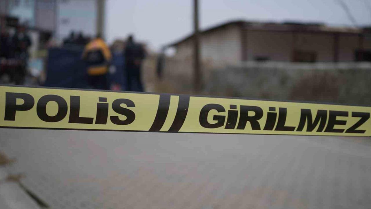 Afyon’da Avluda Faciaya Dönüşen Manevra!