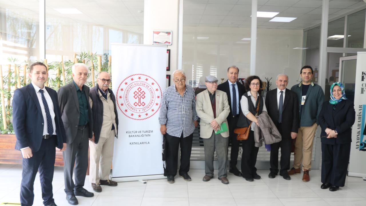 Afyon’da Gençlerle Sanat Buluşması: Deneyimli Sanatçılar RSP Lisesi’nde"