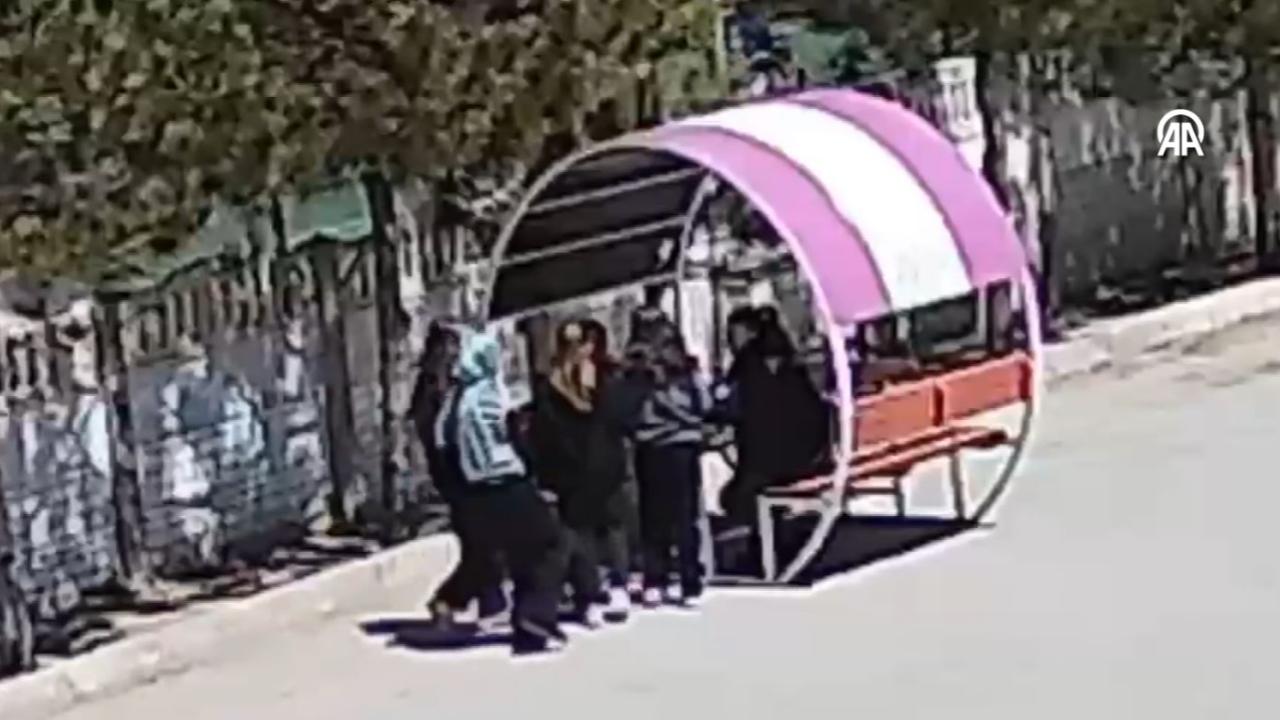 Afyonda Küçük Ellerden Büyük Vefa