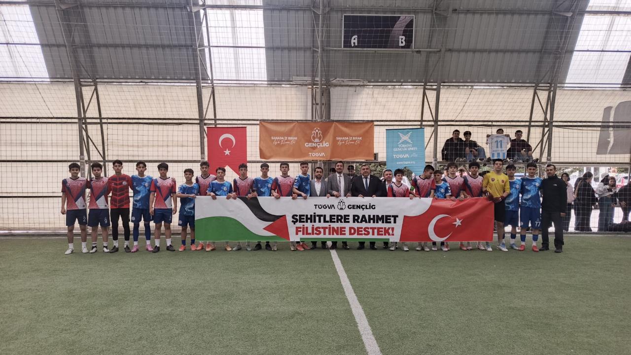 Afyon’da Lise Halı Saha Turnuvasında Şampiyon Belli Oldu