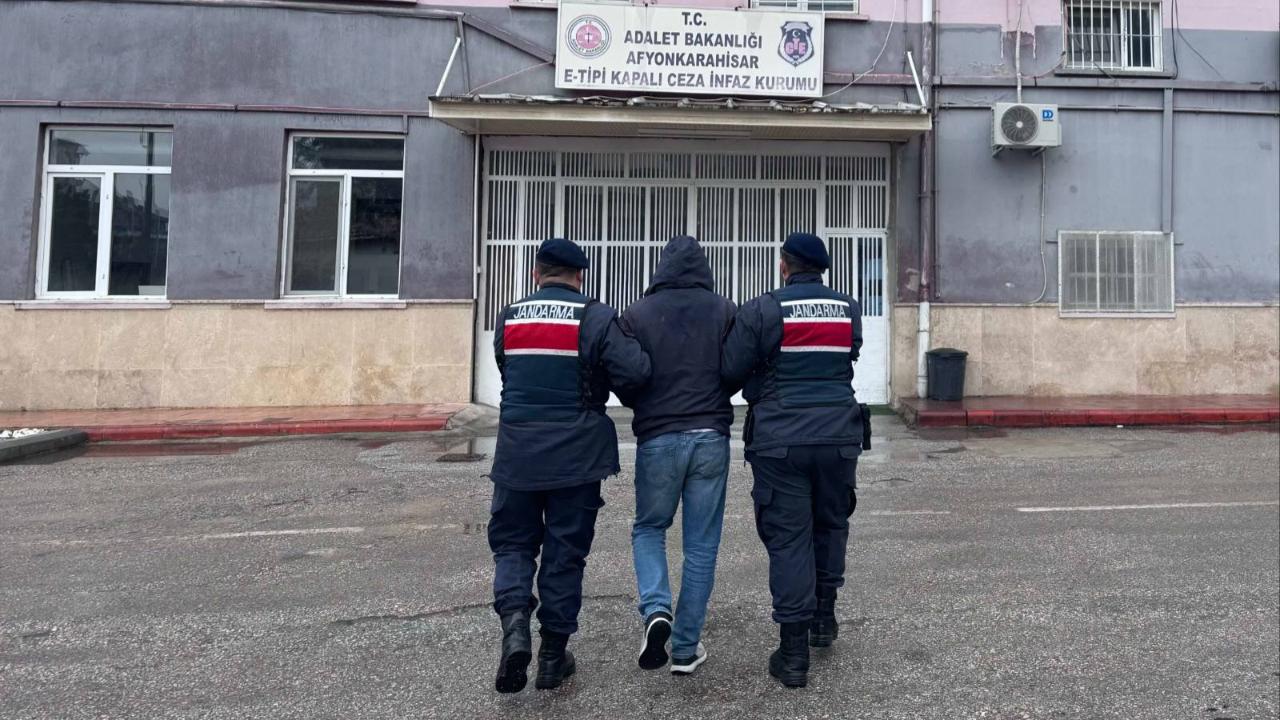 Afyonkarahisar'da 14 Yıl Hapis Cezası Bulunan Firari Yakalandı