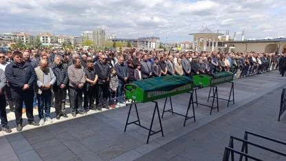 Afyonkarahisar'da Komşu Vahşeti: Bodur Çifti Son Yolculuğuna Uğurlandı