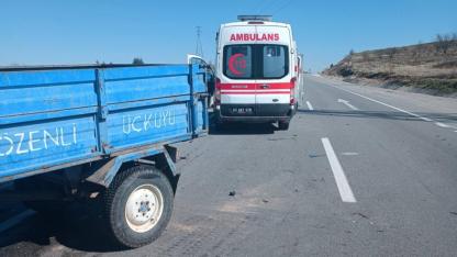 Afyonkarahisar'da Otomobille Patpat Çarpıştı: Yaralılar Var