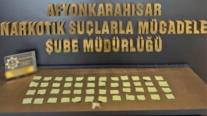 Afyonkarahisar'da Peçeteye Emdirilmiş Uyuşturucu Ele Geçirildi