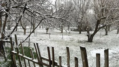 Afyonun O İlçesi Beyaza Büründü