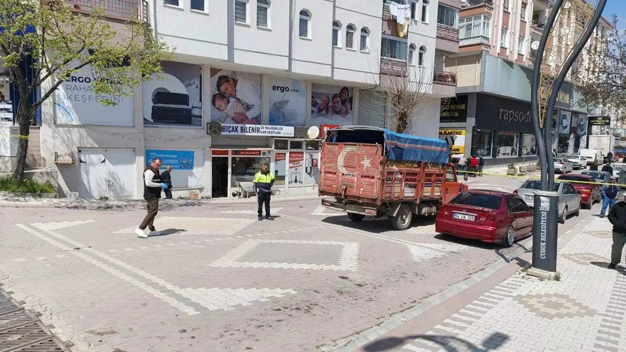 Ankara’da Feci Kaza: Dedesiyle Parktan Dönen 3 Yaşındaki Çocuğa Kamyonet Çarptı, Hayatını Kaybetti!