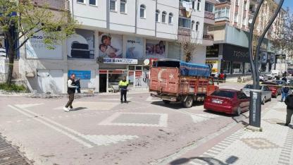 Ankara’da Feci Kaza: Dedesiyle Parktan Dönen 3 Yaşındaki Çocuğa Kamyonet Çarptı, Hayatını Kaybetti!