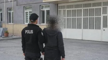 Aranan Hükümlü Afyon’da Kıskıvrak Yakalandı