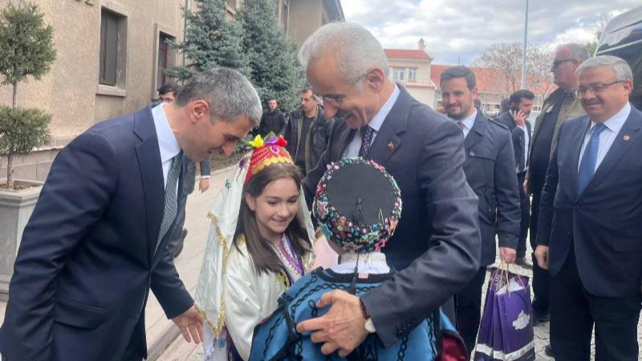 Bakan Uraloğlu’ndan Vali Aktaş’a Ziyaret