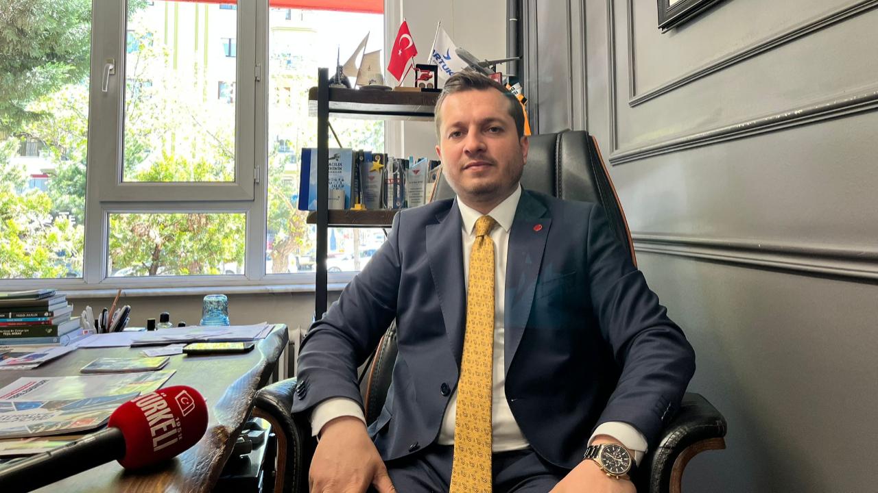 Başkan Karataş: “Afyon’da Esnaf Erken Saatlerde Kepenk Kapatıyor”