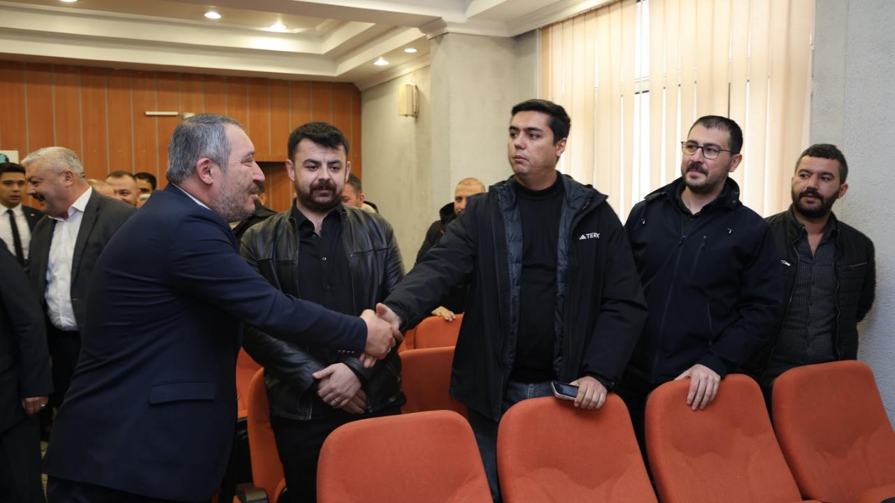 Başkan Topçu, Yapı Sektör Temsilcileriyle Bir Araya Geldi!