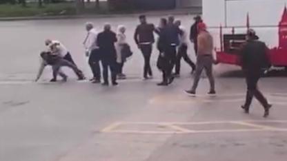 Bursa Terminalinde Kavga! Yolcu ve Otobüs Şoförü Birbirine Girdi!