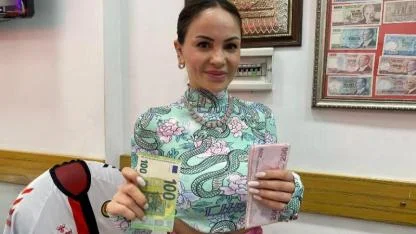 Dalgınlıkla Verilen Fazla Para Geri Döndü