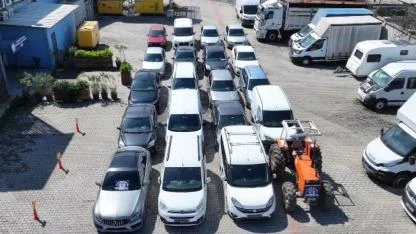 Deprem Araçlarını ‘Change’leyip Servet Kazandılar!