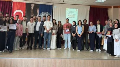 Eğitim Fakültesinde Bilgi ve Genel Kültür Yarışması Düzenlendi