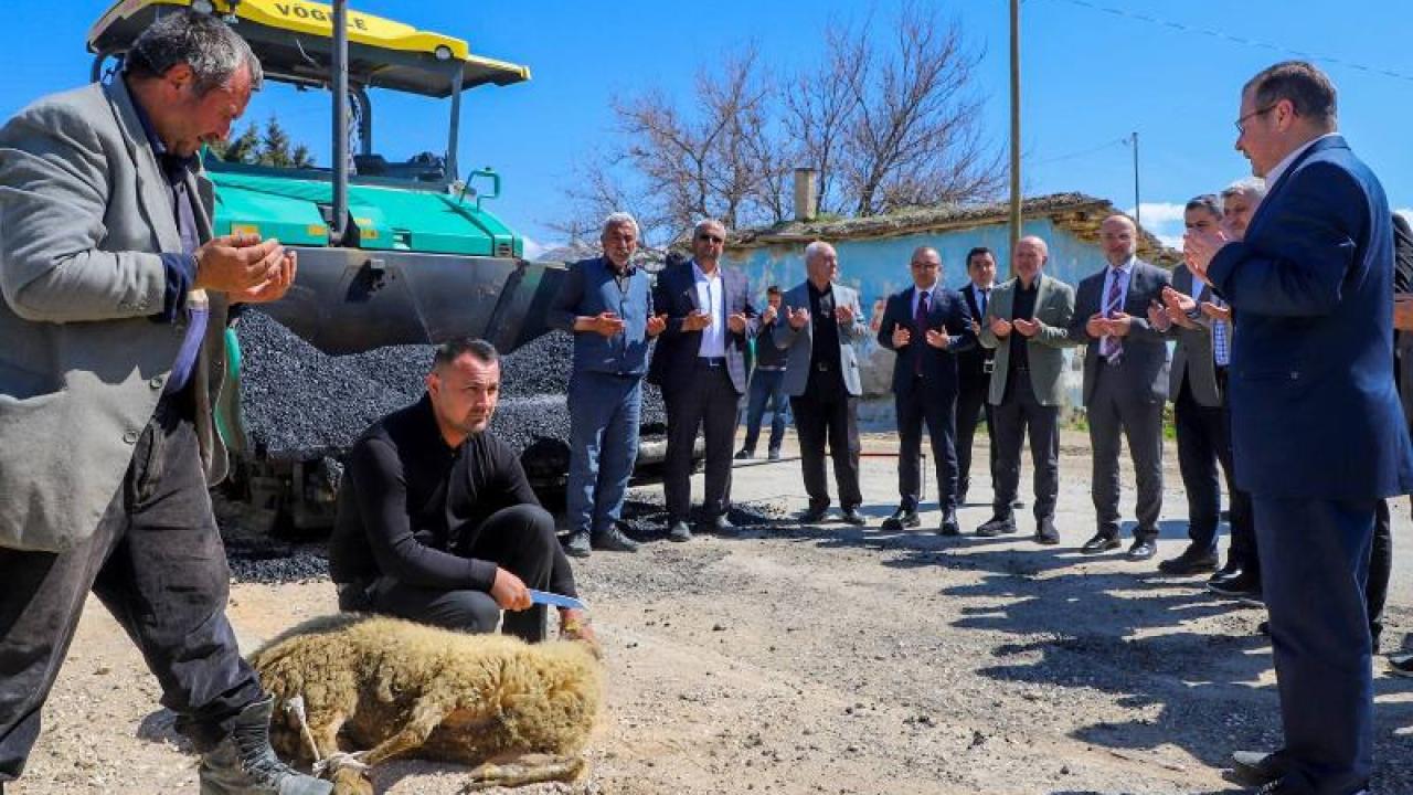 Göynük Köyü’ne 4 Kilometrelik Sıcak Asfalt!