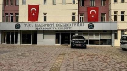 Halfeti Belediyesi’ne Yolsuzluk Operasyonu: Eski Başkan Dahil 49 Gözaltı