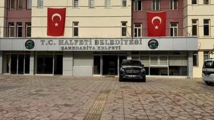 Halfeti Belediyesi’ne Yolsuzluk Operasyonu: Eski Başkan Dahil 49 Gözaltı