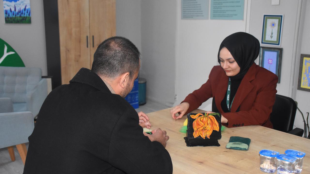 Hayatını Karartan Sanal Kumardan Yeşilay Sayesinde Kurtuldu