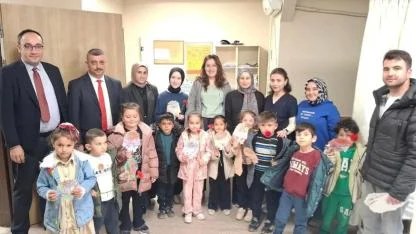 İlçe Milli Eğitim Müdürü Koçluk Ve Minik Öğrenciler Sağlık Çalışanlarını Unutmadı