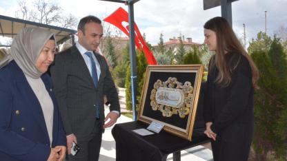 İscehisar’da El Emeği Göz Nuru Eserler Sergiye Açıldı