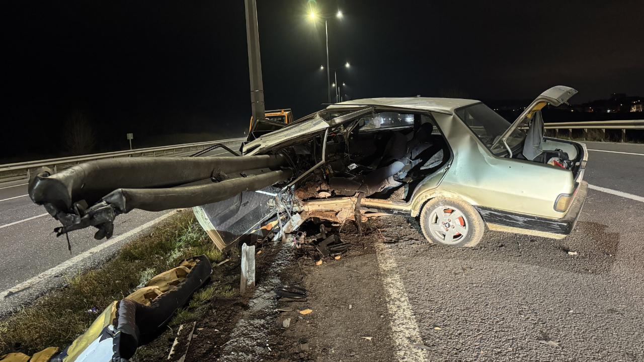 Kütahya-Afyonkarahisar Yolunda Feci Kaza
