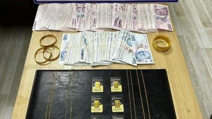 Kütahya’da Sahte Altınla Dolandırıcılık Yaptılar, Afyon’da Yakalandılar