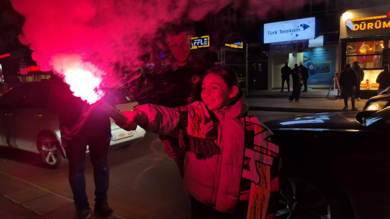 Milli Başarıya En Çok Da Çocuklar Sevindi