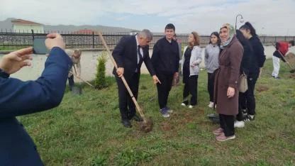 Afyonkarahisar’da Öğrencilerden Doğaya Anlamlı Katkı