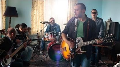 Leyla The Band 13 Yıl Sonra Sahneye Dönüyor: İstanbul Konseri Büyük Heyecan Yarattı!