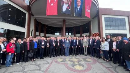 CHP Lideri Özel: “İftiraların Parasına Afyon Sucuğu Dağıtacağım”