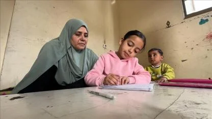 İki kez öksüz kalan Gazzeli küçük Cennet, çocukluğunu geri istiyor