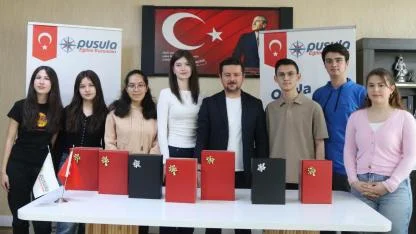 Pusula Eğitim Kurumları MSÜ Başarısını Ödüllendirdi