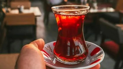 ÇAYKUR’dan Kuru Çay Fiyatlarına Yeni Zam: Yüzde 10 Artış Bugünden İtibaren Geçerli