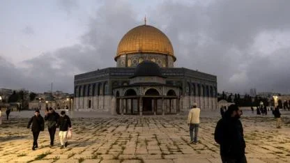 41 Gün Sonra Mescid-i Aksa Yeniden İbadete Açıldı!