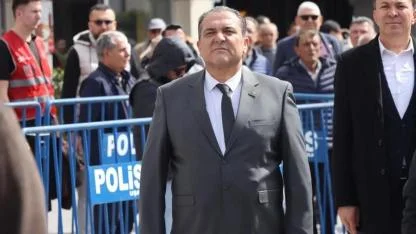 Eşme Belediyesi’ne Operasyon: Başkan Yılmaz Tozan Gözaltında