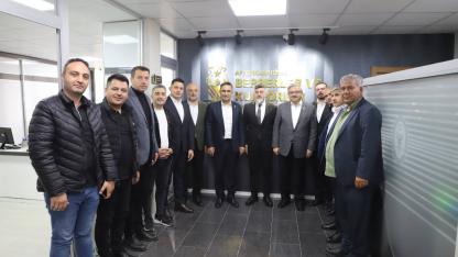 AK Parti Afyonkarahisar heyetinden Berberler Odası’na ziyaret