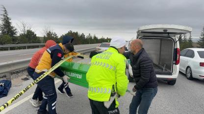 Afyonkarahisar’da feci kaza: Hafif ticari araç devrildi, 1 kişi hayatını kaybetti