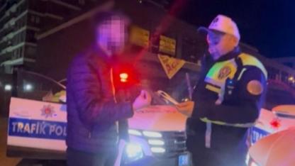 “Ayaklarına Kapanayım” Dedi Ama Kurtulamadı! Alkollü Sürücüye Ceza Yağdı