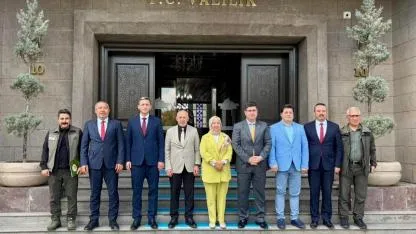 Afyonkarahisar’da Sahipsiz Sokak Hayvanları İçin Kritik Toplantılar Gerçekleştirildi