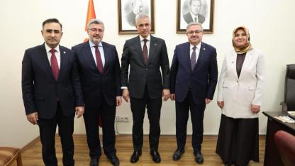 Afyonkarahisar Heyeti Bakan Memişoğlu İle Görüştü