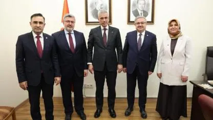 Afyonkarahisar Heyeti Bakan Memişoğlu İle Görüştü