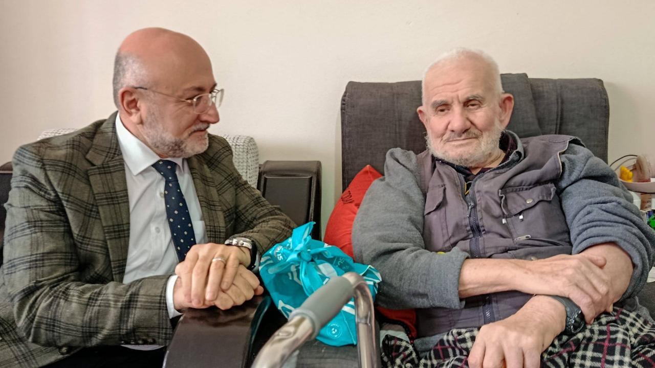 Şahin'den Yaşayan Değerlere Ziyaretler: Yıldırım Dede ve Düğüncü'nün Duası Alındı