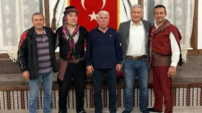 Sandıklı’da Yarenlik Ruhu Canlandı: Kardeş Yarenler Gecesi Yoğun Katılımla Gerçekleşti