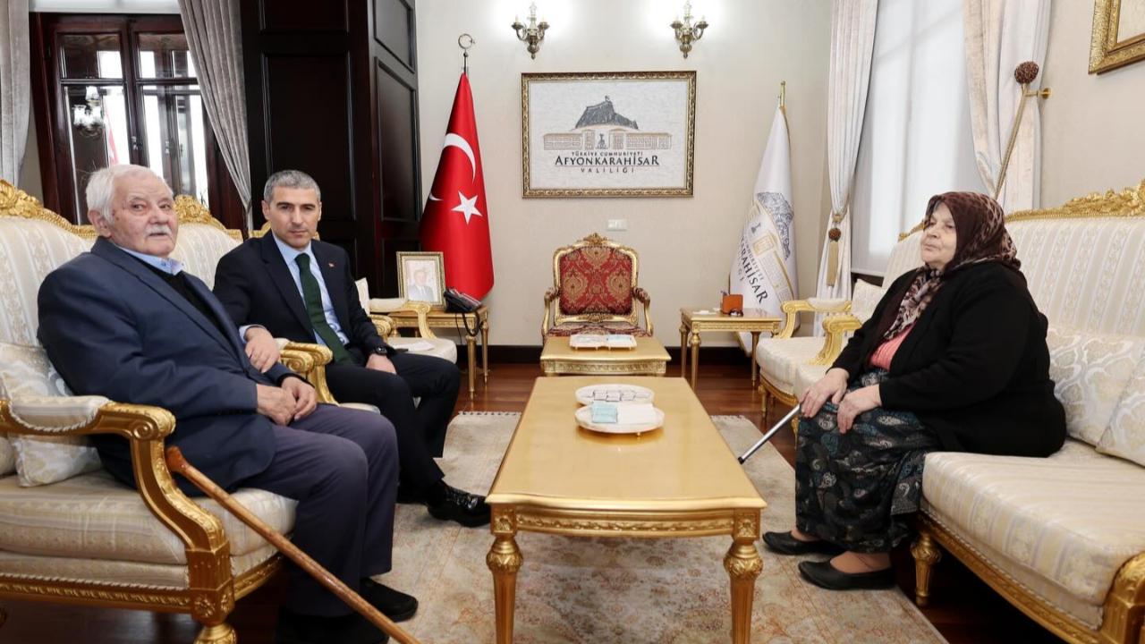 Şehit Ailelerinden Vali Aktaş’a Ziyaret