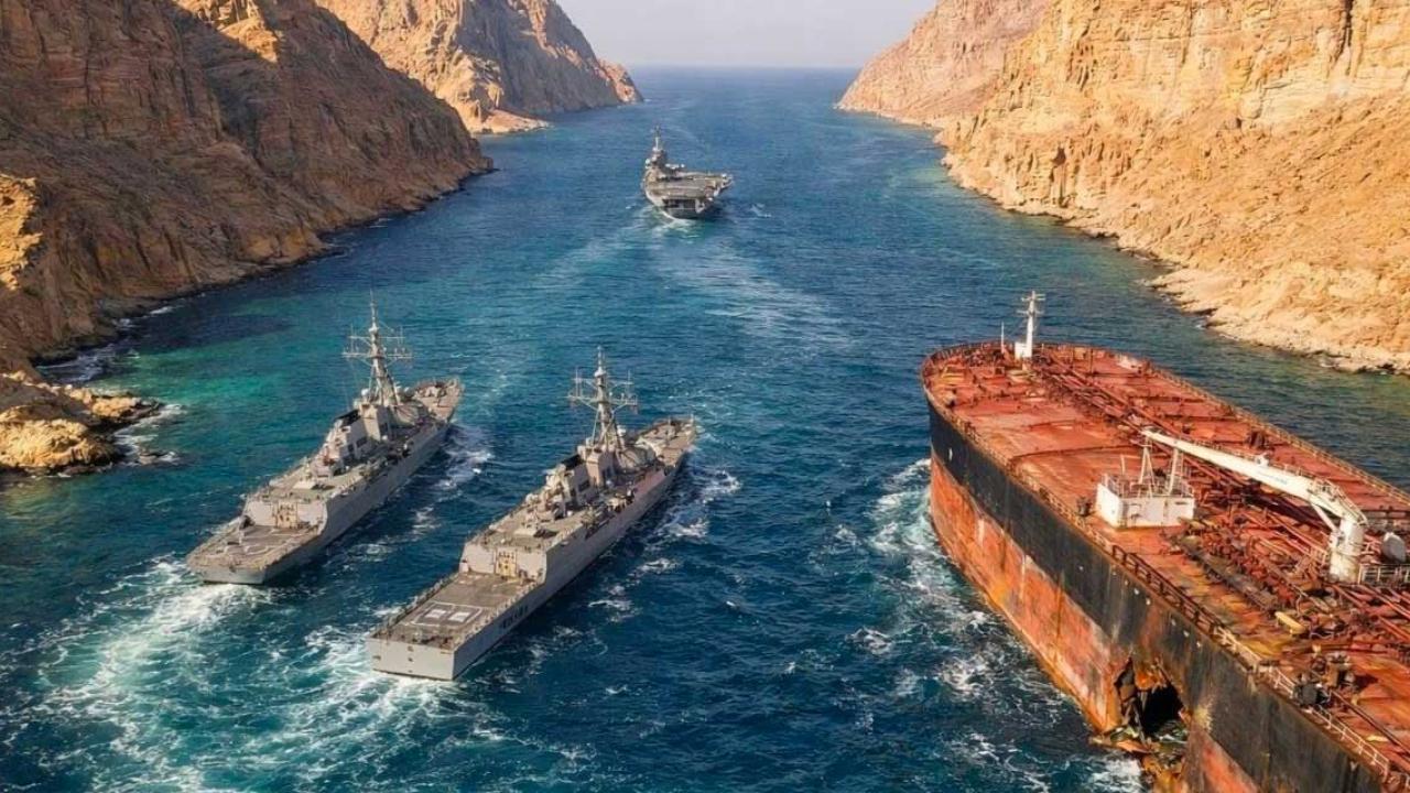 Son dakika! Üç Türk gemisi Hürmüz'den geçti