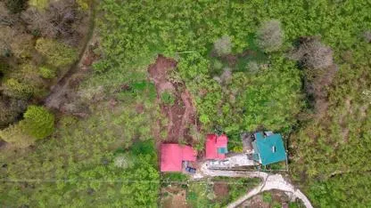 Trabzon’da Heyelan Dehşeti: 2 Katlı Ev Toprak Altında Kaldı!